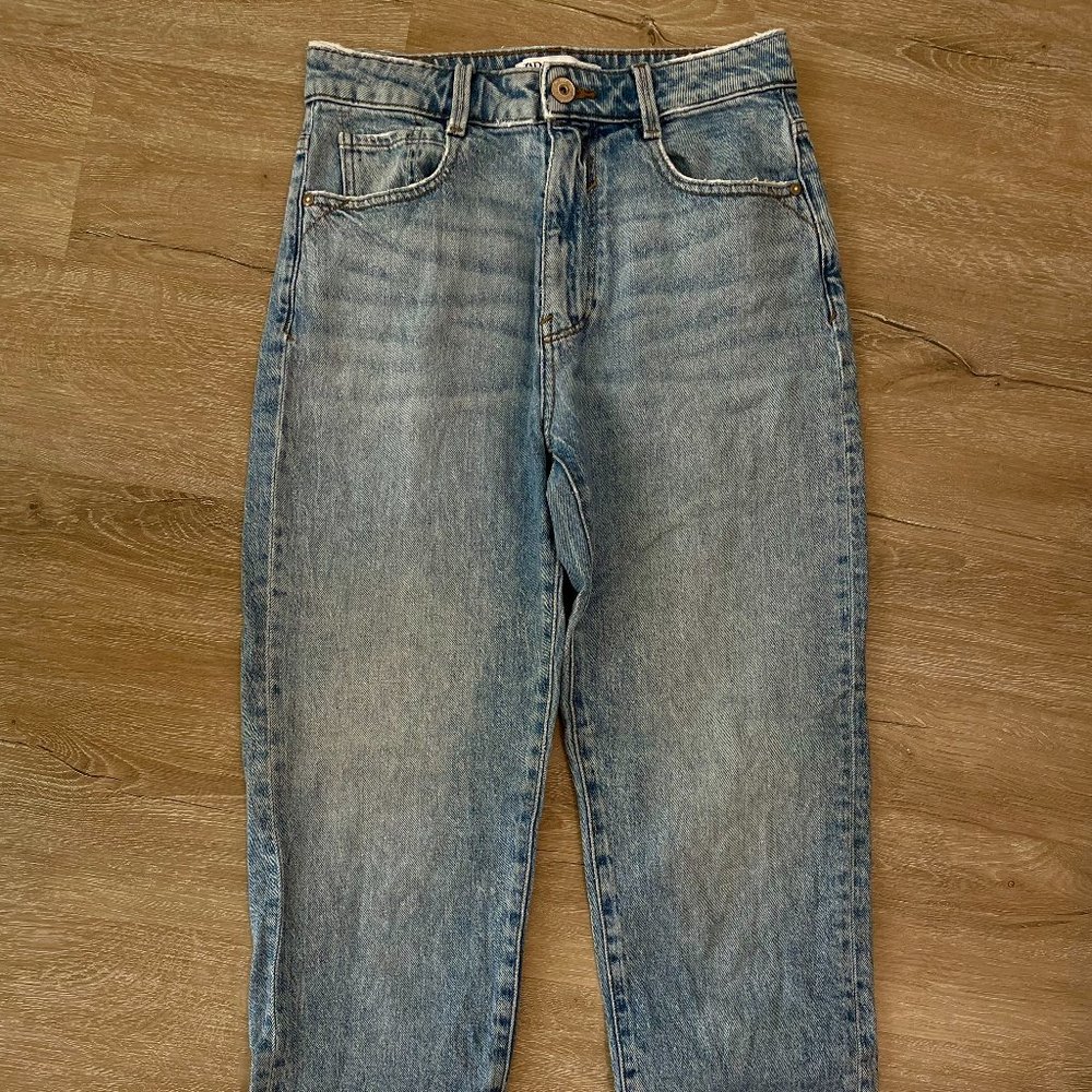 Zara High Waisted Straight Leg Jeans in Light-Medium Wash